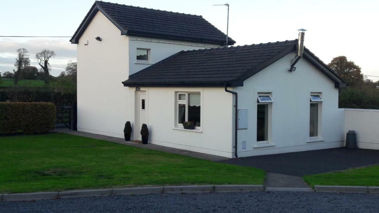 Chapel Meadow Lodge Clonard Exterior photo